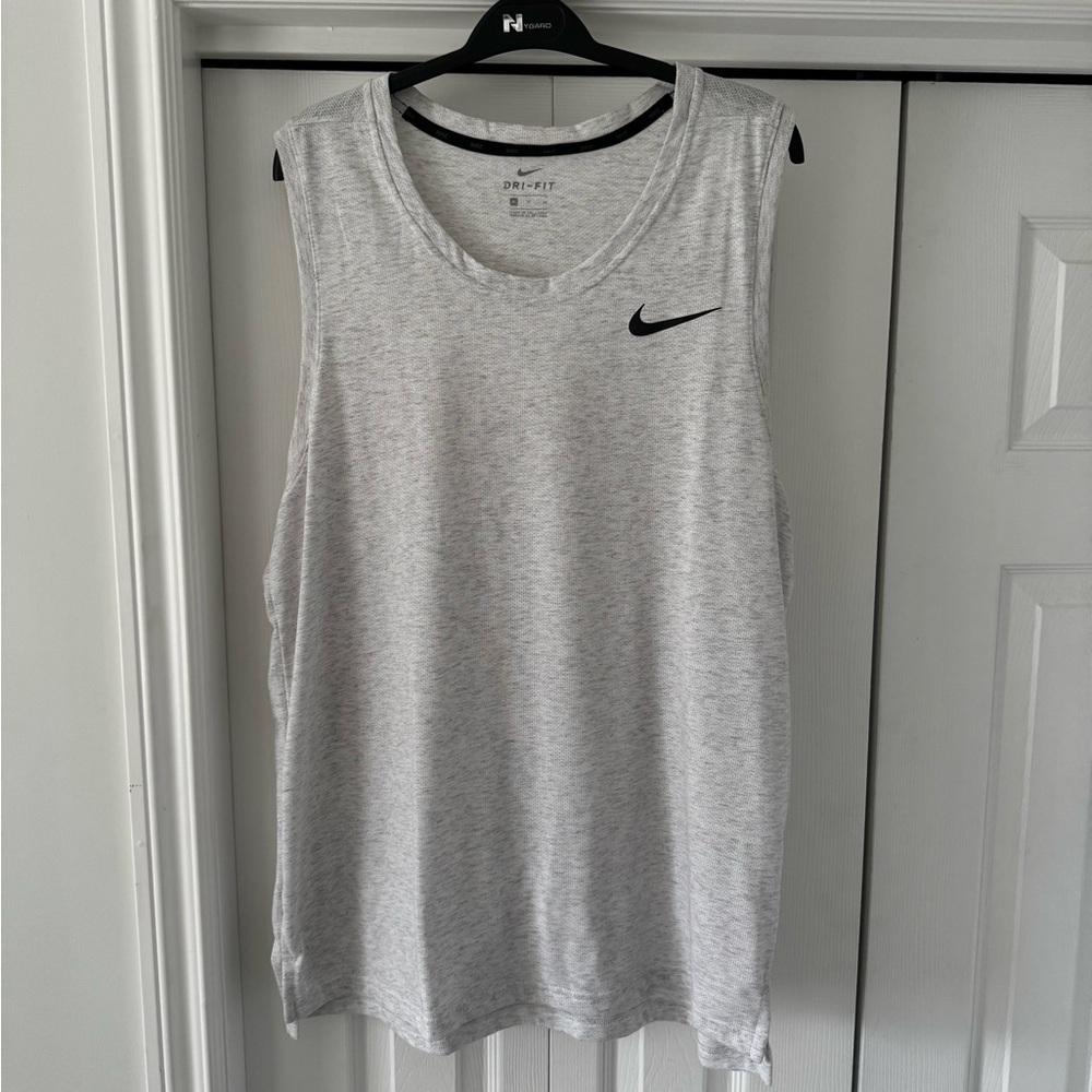 Nike Gray Men's Sleeveless Shirt